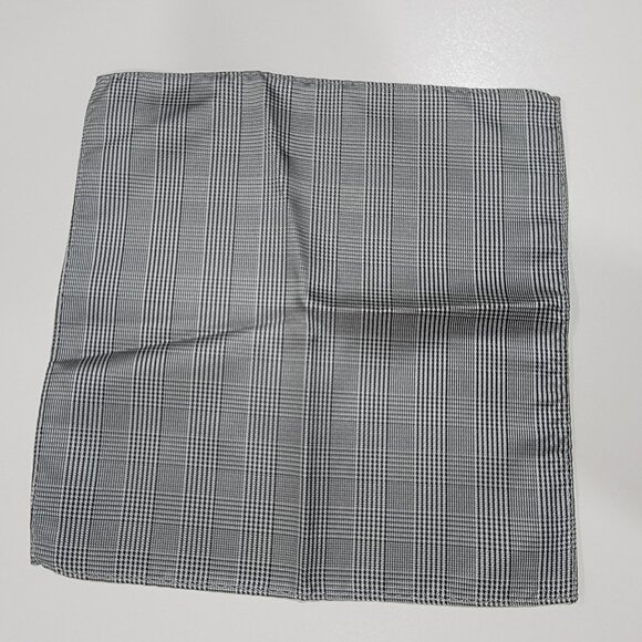 Pocket Square 100% Silk Handkerchief Black Glen Plaid Wedding Vintage - Picture 1 of 3